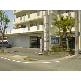グランメールタクミ　１Ｆ店舗（東面）【１８．６万】